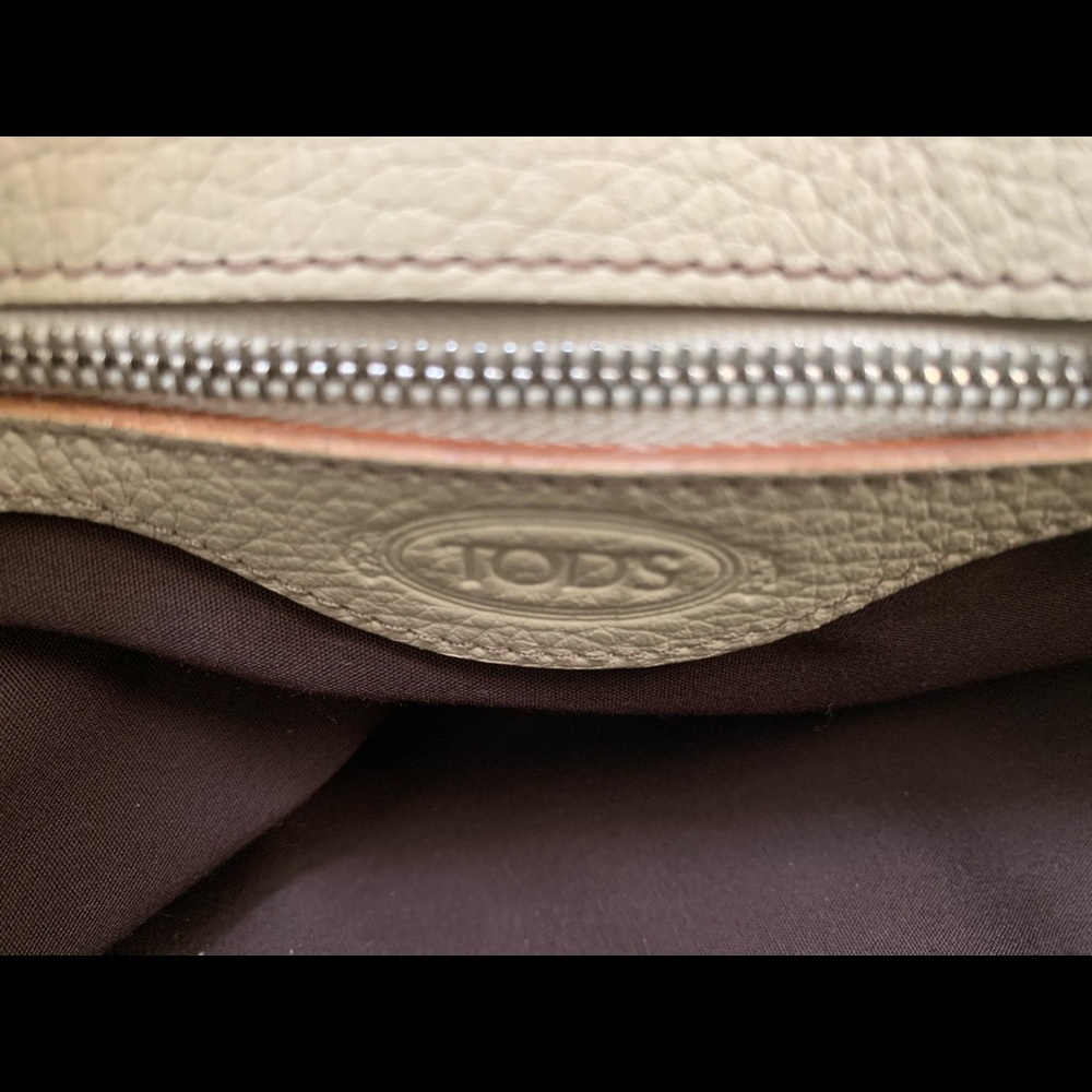 Authentic Tod’s Handbag - Picture 7 of 8
